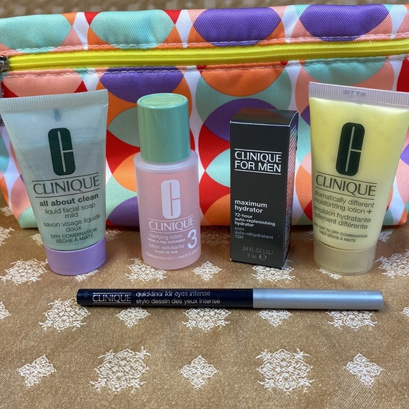 NIP! 6-Piece Travel Clinique Facial Care Set (Including Men’s!) - Picture 2 of 7